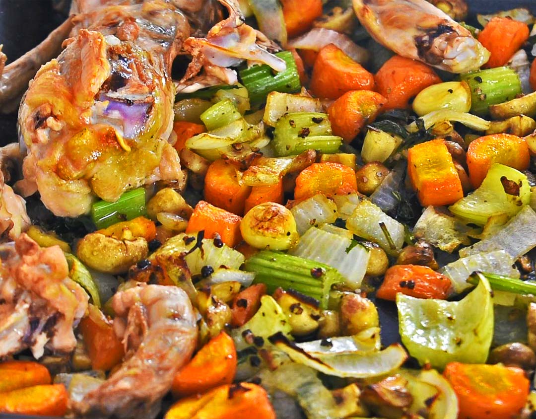 استاک مرغ و سبزیجات