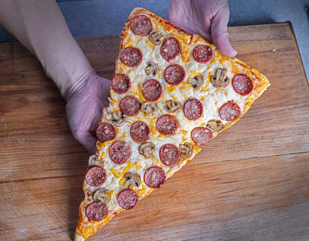 آموزش پیتزا پپرونی اسلایسی